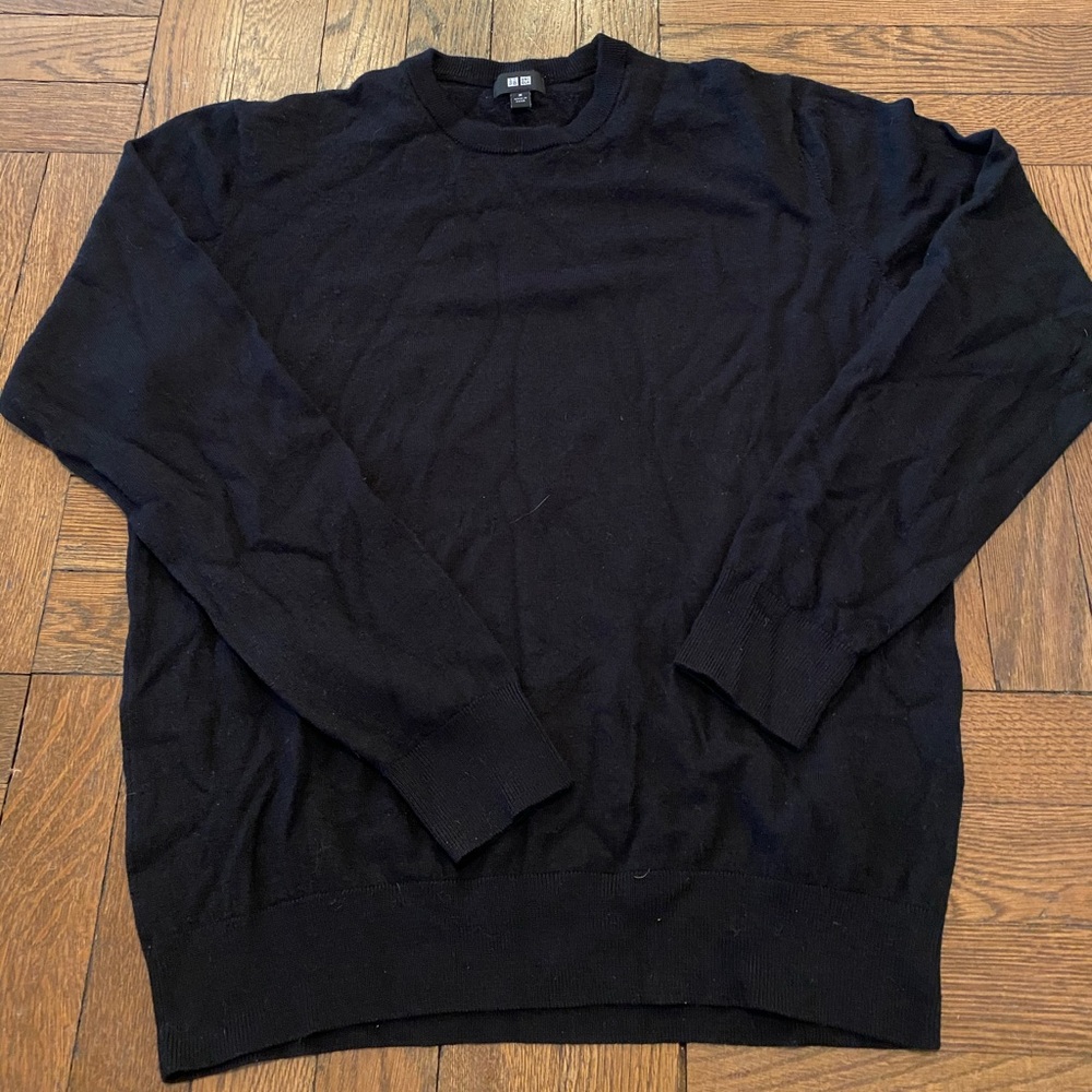 Uniqlo wool sweater
